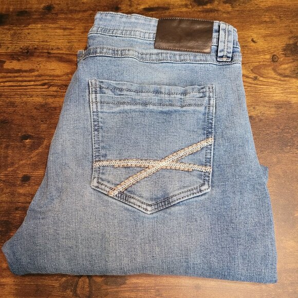 TK Akel Jeans Tag 36x32 Measures 36x31 Slim Bootcut Medium Light Wash Stretch - Picture 3 of 11